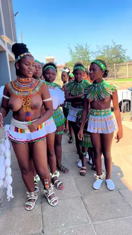 #isiphephelosembaliyezwe #EasterTreats #amatshitshi ##intombizomhlanga #amantungwa 