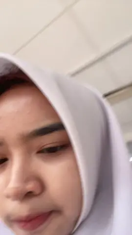 Btw kasiannn bgt sekecil dia hrsss diem depan idm,anak pd umum ny enak sekolah,jngn lupa bersyukurrr ya gys #fyp 