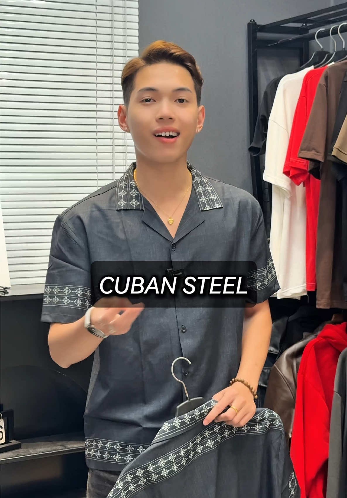 Vải lụa bò với cái tone màu tối này quá đẹp các bác ơi #tungtik 