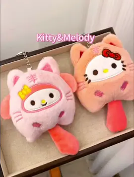 Pink !!🩷🩷#pink #kitty #melody #keychain #sanrio #foryou #gift #giftideas #cute #keyrings #fyp #fypシ゚ #fyppppppppppppppppppppppp 
