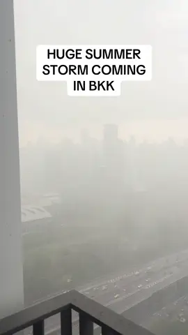 No more songkran after this #storm #bangkok 