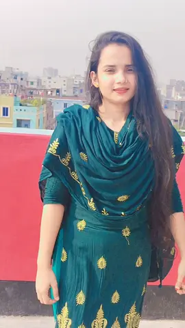 নাচতে পারিনা তবুও করলাম ট্রেনিং সাউন্ড বলে কথা করতে তো হবেই 😊😊