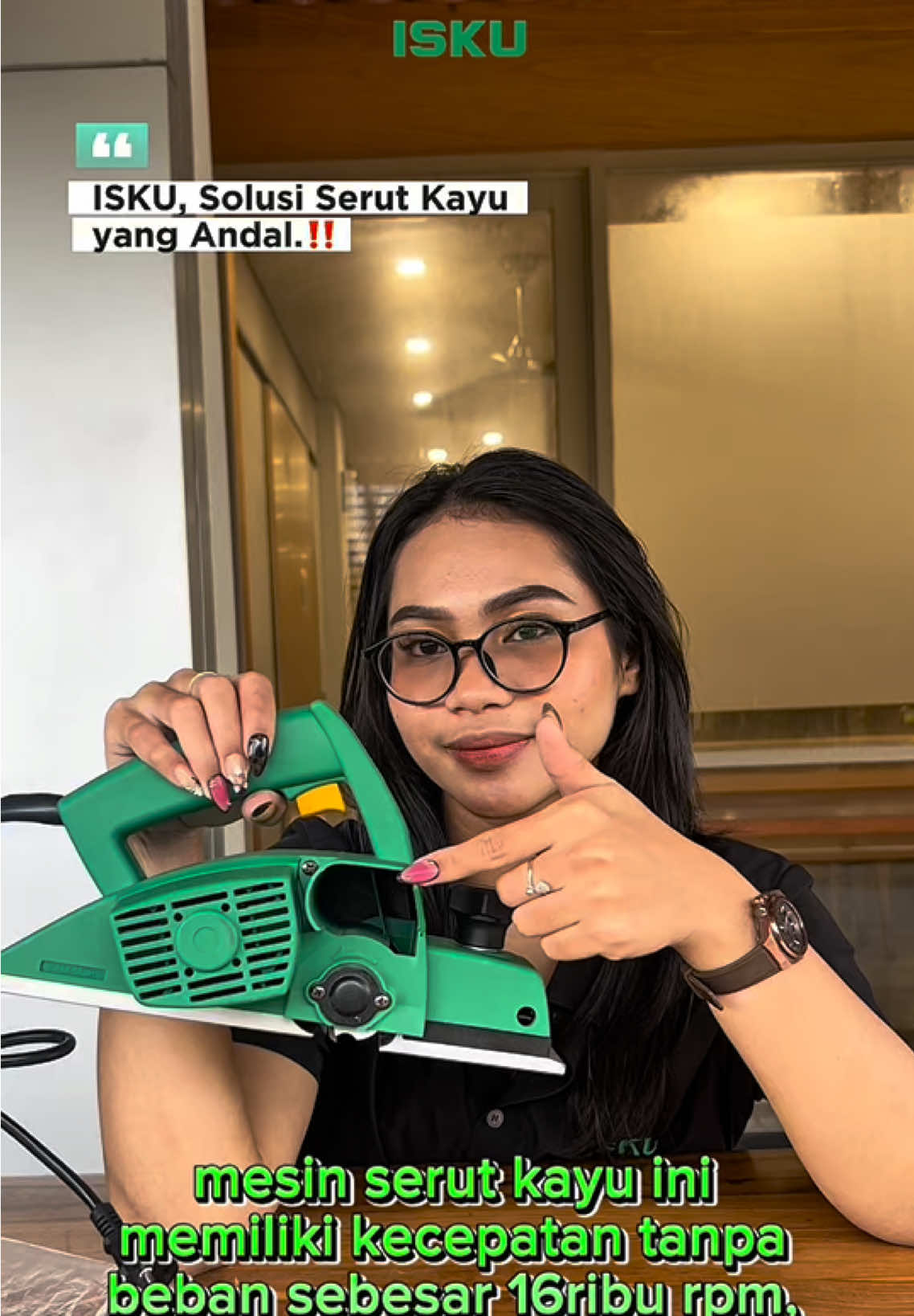 Tukang andalan butuh alat andalan. Mesin serut kayu ISKU, kuat, akurat, dan tahan lama! #isku #iskutools #fypage #mesinserutkayu #serutkayu #serutkayumurah #mesinserutkayumurah 
