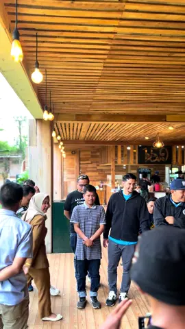 bts … ternyata ada dia diantara kita 😂 #vikingbonek #persib #bandung 