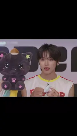 riku and his child kuri🤣#riku #nctwish #kpop #fyp #fypgakni 