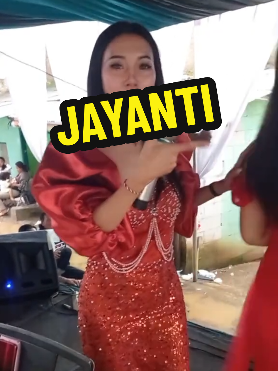 saat nya beraksi marakayangan💃#jayanti #dangdut #bajidor #singerbandung #biduan #fyp #foryoupage #yosioches 