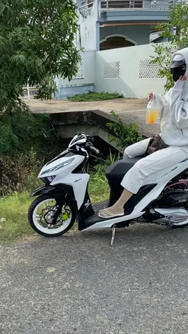 Người đẹp làm gì cũng đẹp 😂 @Ngọc Hân #vario #vario150 #vario150độkiểng #vario150modifikasi #xuhuongtiktokk 