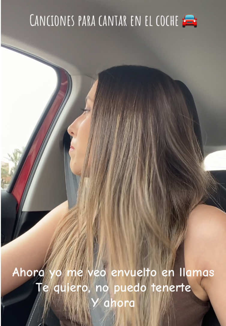Todas las canciones de Marta Santos son estupendas 🤩. @Marta Santos 👼🏽 #martasantos #envueltoenllamas #rebujitos #flamenco #cantar #karaoke 