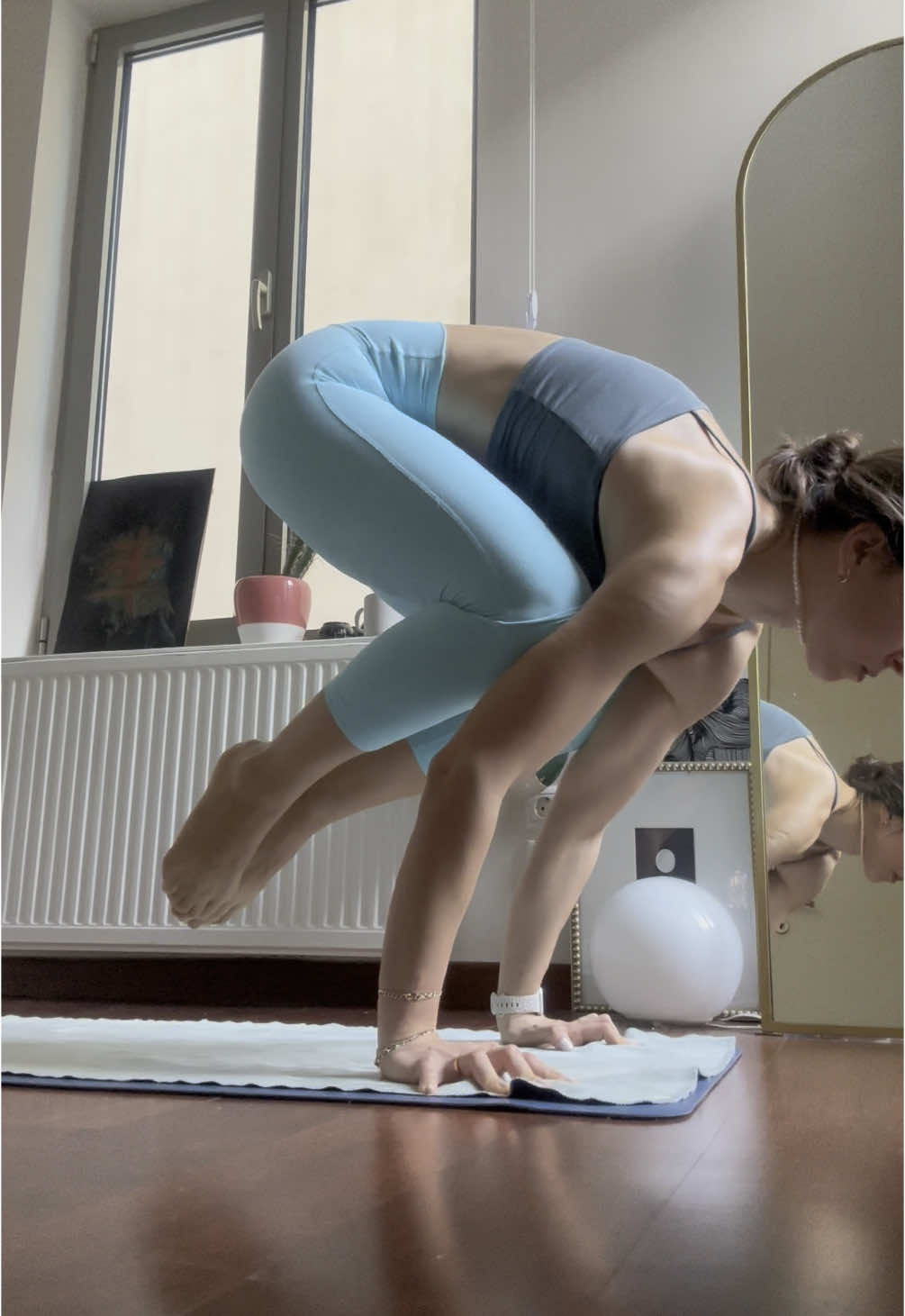 #bakasana #crowpose #yoga #flow #fypシ゚ 