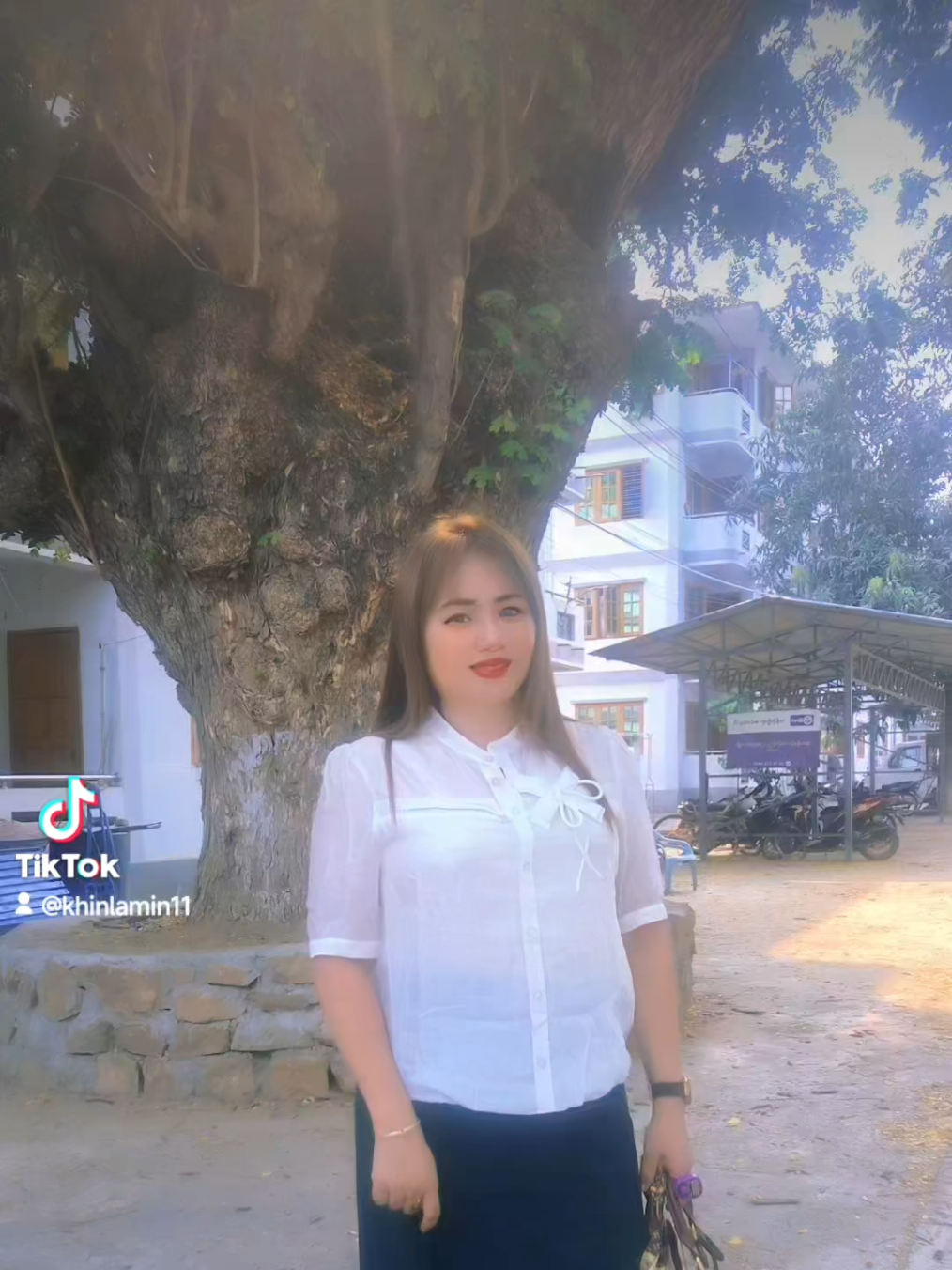 တနေ့တမျိုးမရိုးရဘူးနော့🥰 လိုသုံးလေးတွေ  အလုပ်မအားသေးလို့😘ကိုယ်ပြုတဲ့ကံ ကိုယ့်ဆီလာကြလိမ့်မယ် # #တနေ့တာမောပန်းသမျှတွေပြေပျောက်ကြပါစေ🙏🙏🙏 #အားလုံးကိုချစ်ပါတယ်♥♥ #Education #knowledge #foryoupage #vrial_video #onthisday #titokmyanmar #titokmyanmar. 2025#
