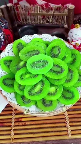 [BUY 1 GET 1] Dried Kiwi New Zealand Premium l  HowTo grow kiwi🥝 They produce fruits for 30 years so it worth it🌱 #driedkiwi #kiwi #3ffoods #buy1take1kiwi#plant #lifehack #learnfromme #kiwi #howtowithjessie #fypシ