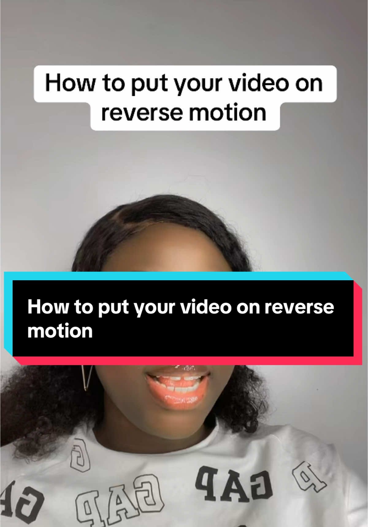 How to put your video on reverse #newontiktok #tiktokbeginners #tiktokgrowth #creatortips #tiktoktips #tiktoktutorials #queenzoe02 #queenzoeoftiktok 