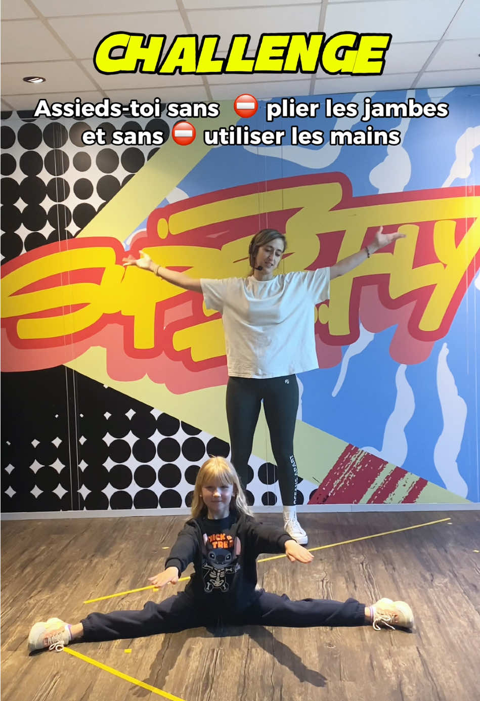 Elles savent toute faire le grand écart en fait 😂 #gym #flexibility #middlesplits #challenge #danceteacher 