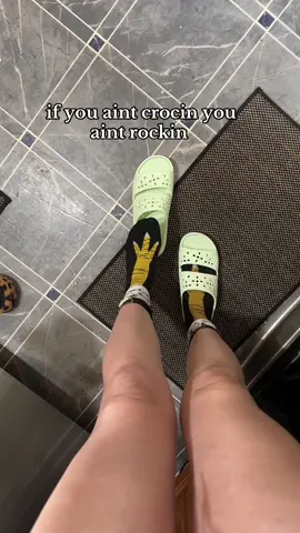 kids croc RAINBOOTS 😭😭😭🥺🥺🥺🥺 #crocs #toddlermoms #crocrainbootstoddler #fypシ 