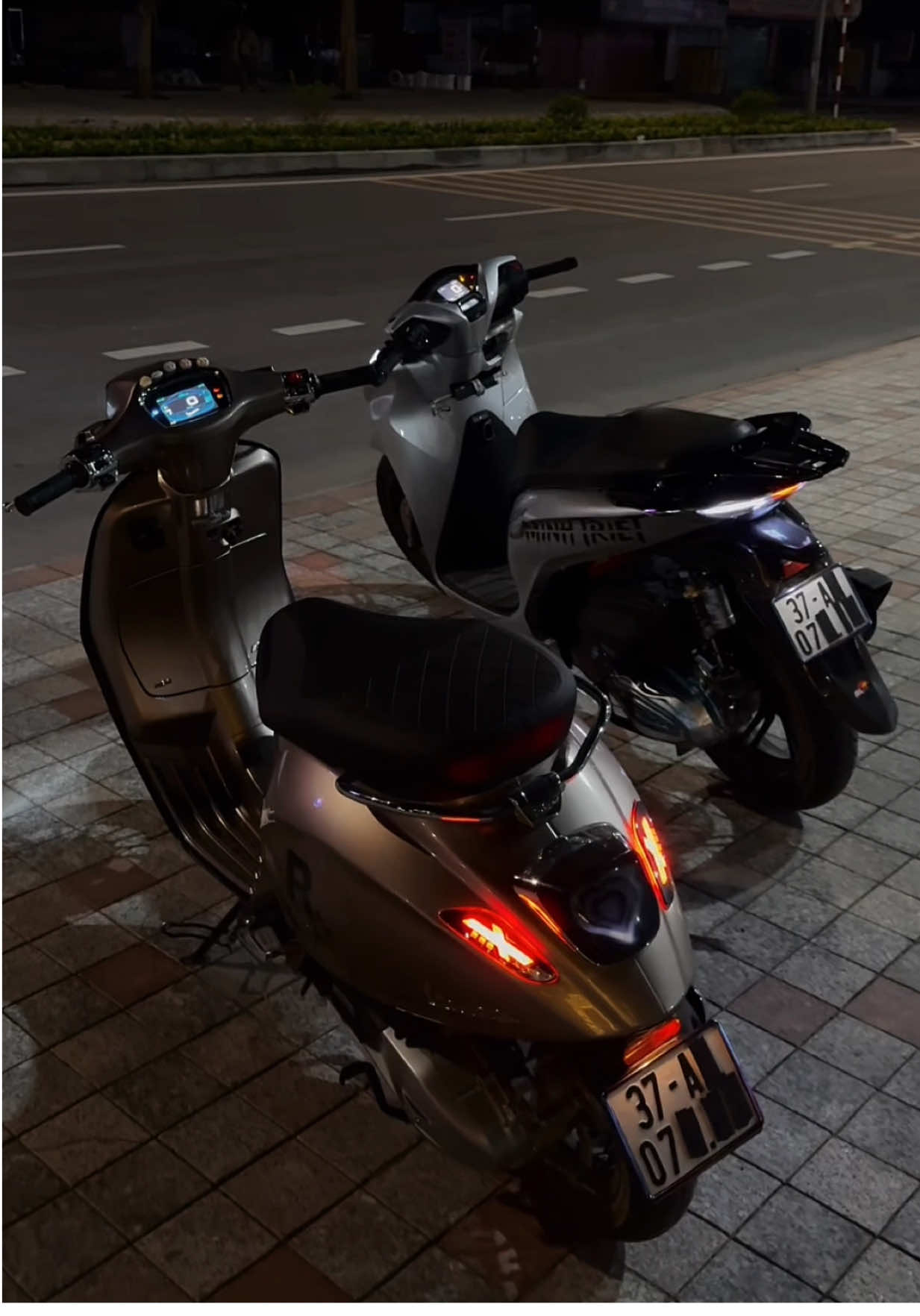 #vespatft  #sh350i  hihi
