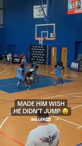 He put his opponent on a poster off the lob! 😤