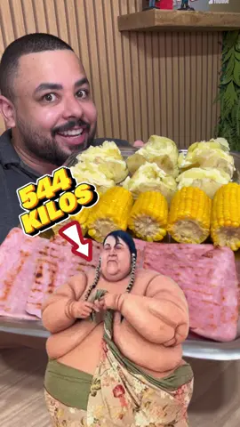 O homem mais pesado do mundo comia mais de 20 mil calorias por dia. Só no café da manhã eram 12 ovos, 40 salsichas, 1kg de bacon e um saco de pão. E se quiser ganhar massa de verdade (sem comer 40 salsichas por dia)… usa o cupom CASALNASCIMENTO na @growthsupplements e garante seu suplemento com desconto!