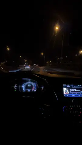#renault #renaultmegane #megane #megane4 #renaultmegane4 #story #storylikvideolar📌 #storylik #arabavideoları #arabastoryleri #gece #akşam #storyline #istanbul #e5 #karayolları 
