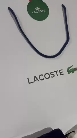 ✔️Moletom Lacoste escrita com Croco monocromático 🐊 ✔️Temos mais modelos disponíveis✍🏼 ✔️moletom 3 cabos grosso flanelado e não pega bolinha 👈🏼 ✔️peça diferenciada com todos aviamentos e Tag  ✔️Tamanho do (M ao XL)✅ Estamos anotando pedido 🔛