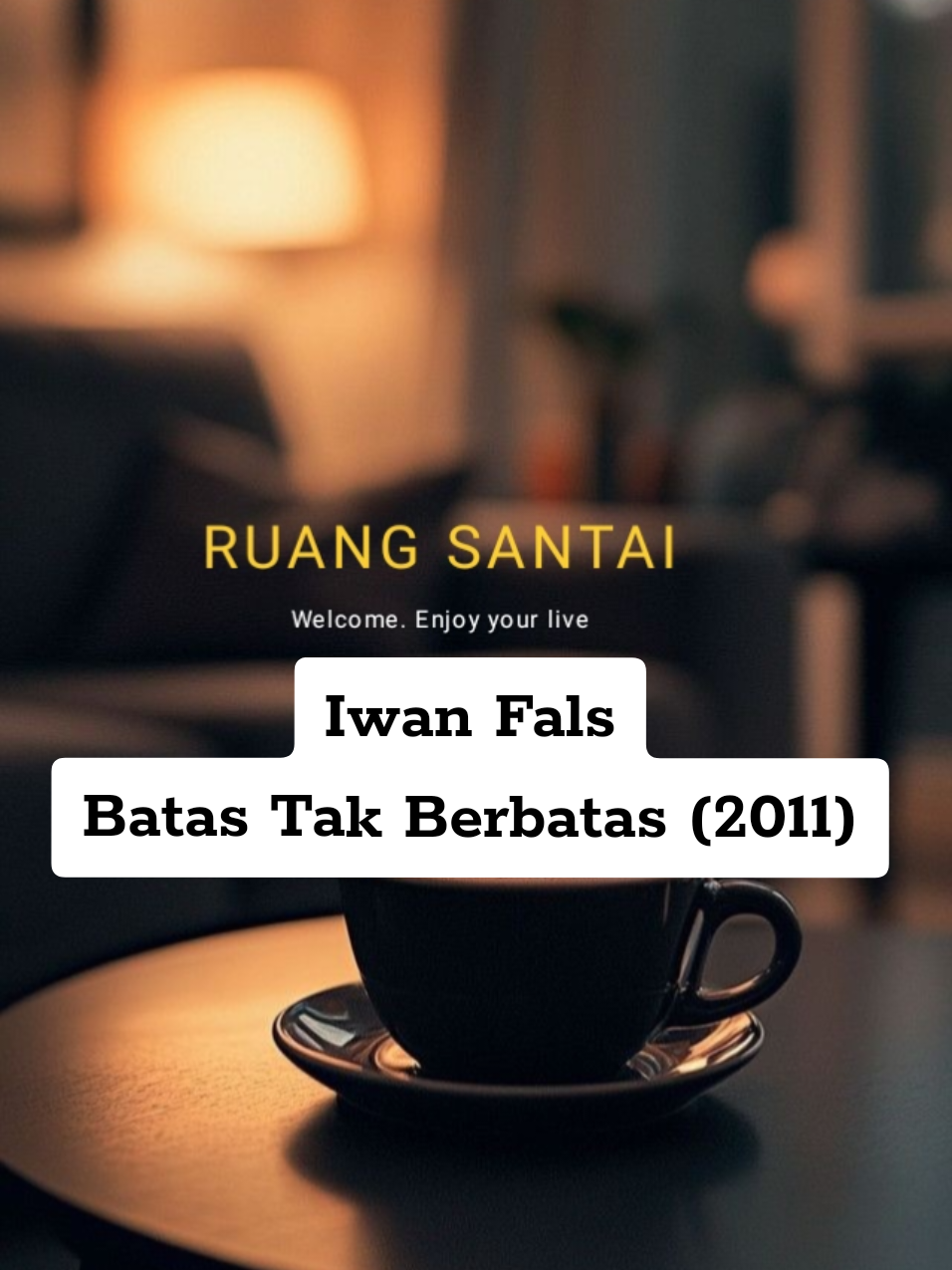 Iwan Fals - Batas Tak Berbatas (2011)  Ini adalah lagu Iwan Fals yang mengiringi film arahan Rudy Soedjarwo, Batas. Lirik lagu ini ditulis oleh Slamet Rahardjo yang sekaligus menjadi penulis cerita film tersebut. #iwanfals #sasajioi ##batastakberbatas #musikindonesia #laguindonesia #virgiawanlistanto 