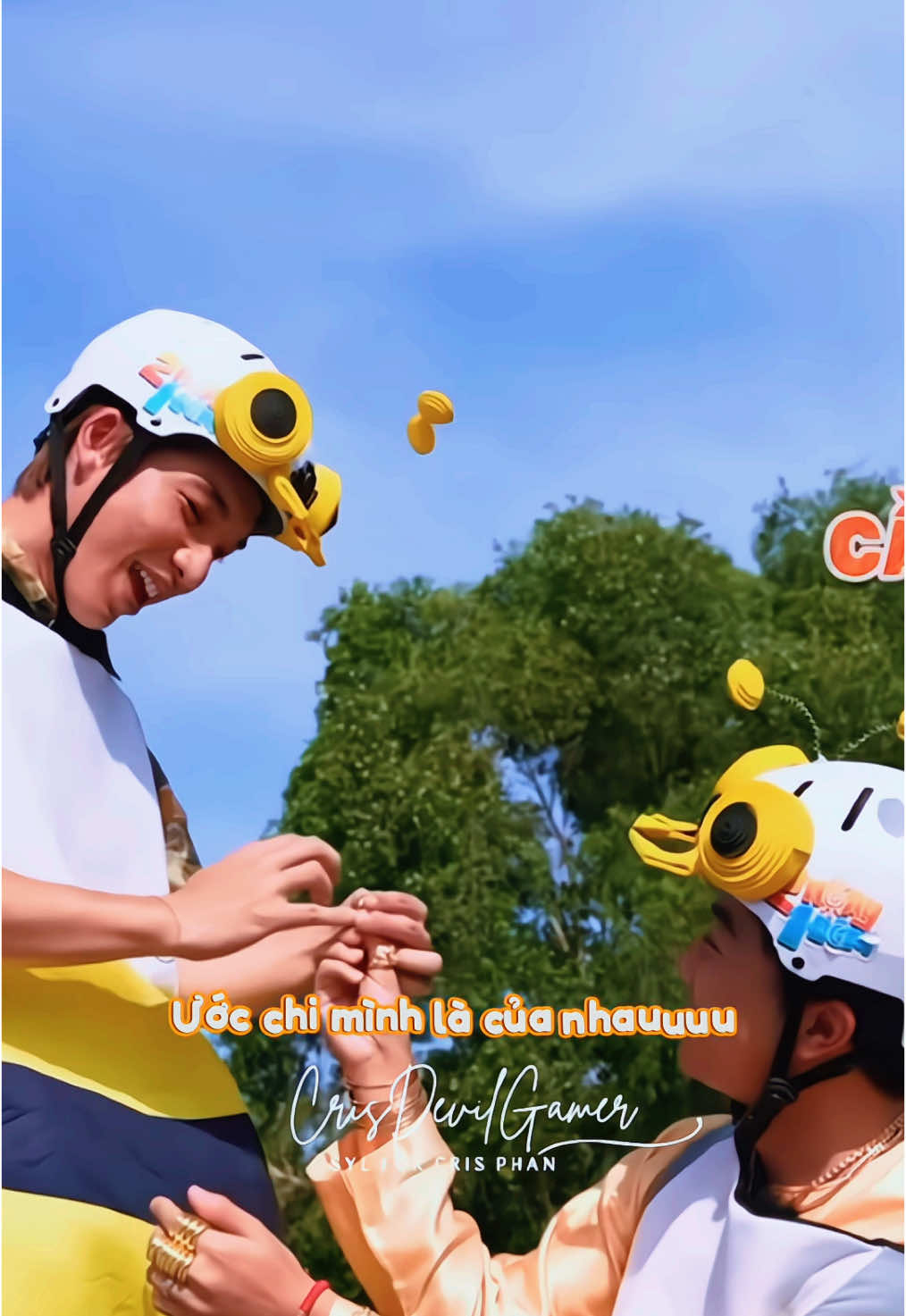 Lẹ lẹ để qua trend 💍 #crisphan #cris #crisdevilgamer #hieuthuhai #hieucris #2ngay1demvietnam #fyp #foryou 