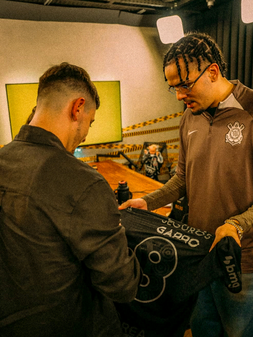 TE AMO CORINTHIANS. #corinthians #corinthianstiktok #garro #podpah #teamo #entrevista #igao #veuegrinalda #fyp #futebol 