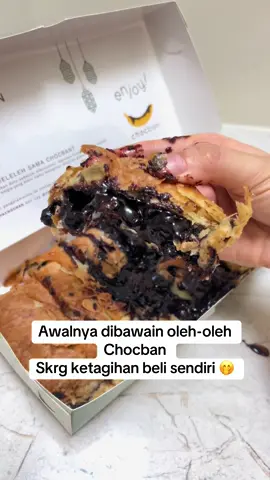 Siapa yang sama? Yg awalnya dibawain skrg beli sendiri 😂🤭 ayo ngaku 🫵🏻 #chocbanjakarta #oleholehjakarta #chocban #chocobanana 