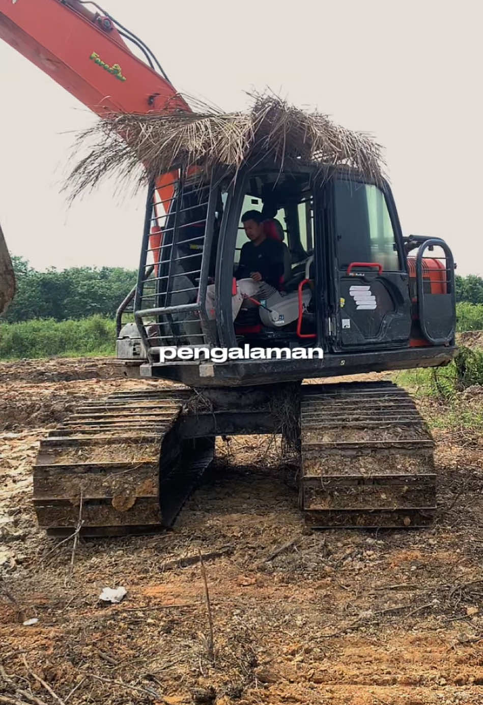 Maju tanpa bantuan & tetap tenang tanpa bekingan 🤏 #palmoil #sawitsumatra #kuli #kulisawit 