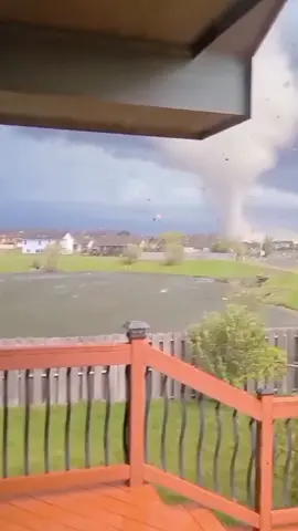 Extreme weather💨#weather #oddlysatisfying #satisfying #storm #fyp 