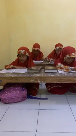Kelas Ghorib TPQ AL HIKMAH Grogolan-Winong-Gempol-Pasuruan Semoga Selalu diberikan ilmu yang bermanfaat #Santritpq #fyp #fypage #fyppppppppppppppppppppppp #fypp #fypdong #qiroatiindonesia #qiroati6jilidasli #qiroati6jilidkaryaemasyaidahlan #qiroatipasuruan #mmqqiroati #qiroatisemarang #santriqiroati6jilid #samtrinusantara #santriqiroati #santrikhdahlansalimzarkasyi 