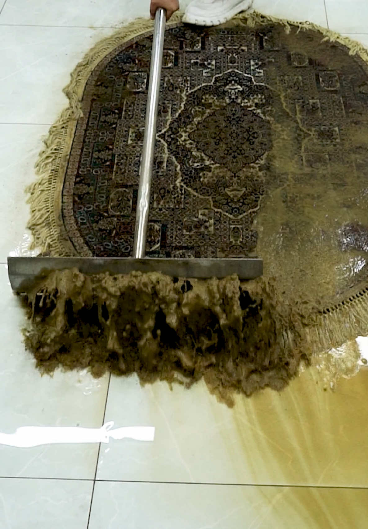 Hiw do they get so muddy #asmr #satisfying #soclean 