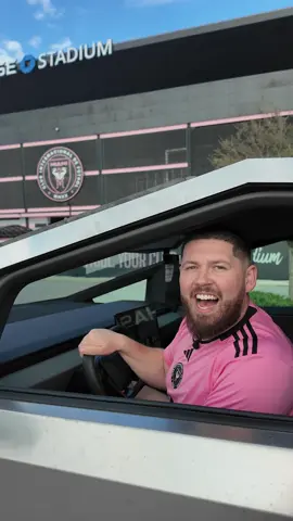 I Drove To Messi’s House 🏠  #football #Soccer #messi 