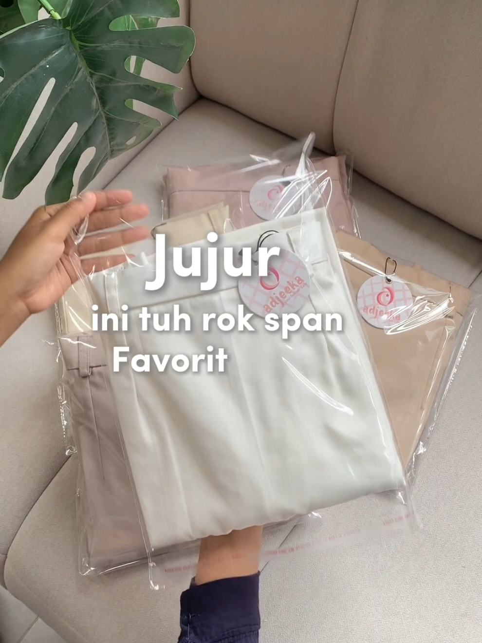 Rok span anti ngejiplak yaa Hava Skirt 😋✔️✨ #rok #rokspan #rokngampus #OOTDSimpel #outfitinspo #OOTD #fyp #fyppppppppppppppppppppppp 
