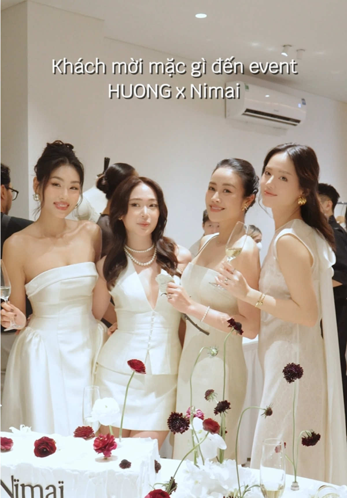 Cùng xem các nàng thơ của HUONG mặc gì khi đến tham dự event HUONG x Nimai nhé 🥰