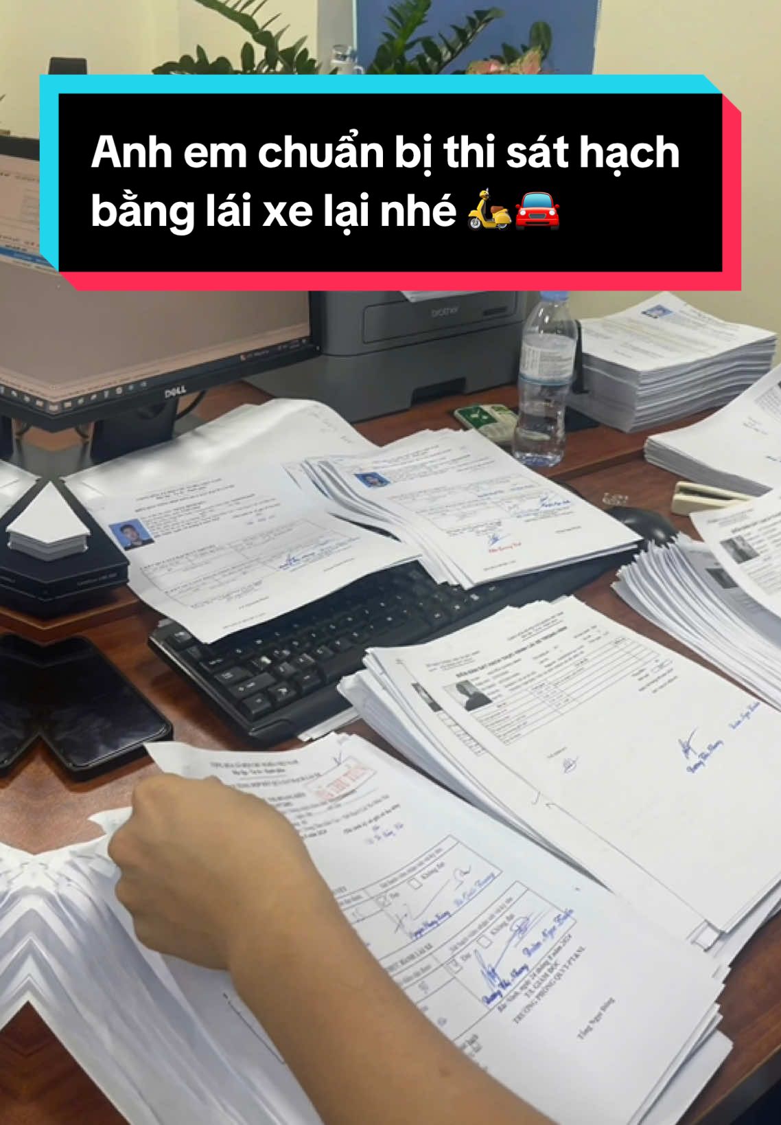 Công tác chuẩn bị hoàn thiện hồ sơ đã xong chỉ đợi lịch thi cuối tháng 🛵🚘 ✅Ae nào còn chưa có bằng lái mau liên hệ mình để mình vào hồ sơ sắp tới thi luôn nhé 😍 Mọi thông tin xin liên hệ: Trường Nguyễn . #thi#thibangxemayi#ThiBằngLáiXEt#sathachlaixei#thibanglaixei#laixeantoanc#bacninhn#banglaixemayl#gplxi#thibanglaixei#thibanglaixet#sathachlaixei#laixeantoane#trendingvideo
