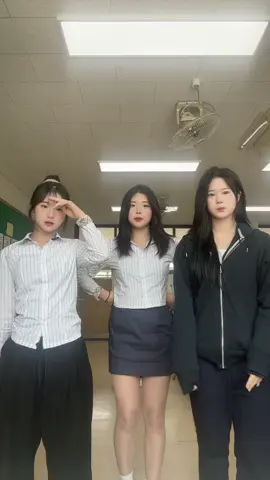 다들 특이한 이상형 모얌? 난 수족냉증 있는 사람이 좋아. #설마해시태그하나만달았는데추천에뜨겠어 #추천 #fyp 