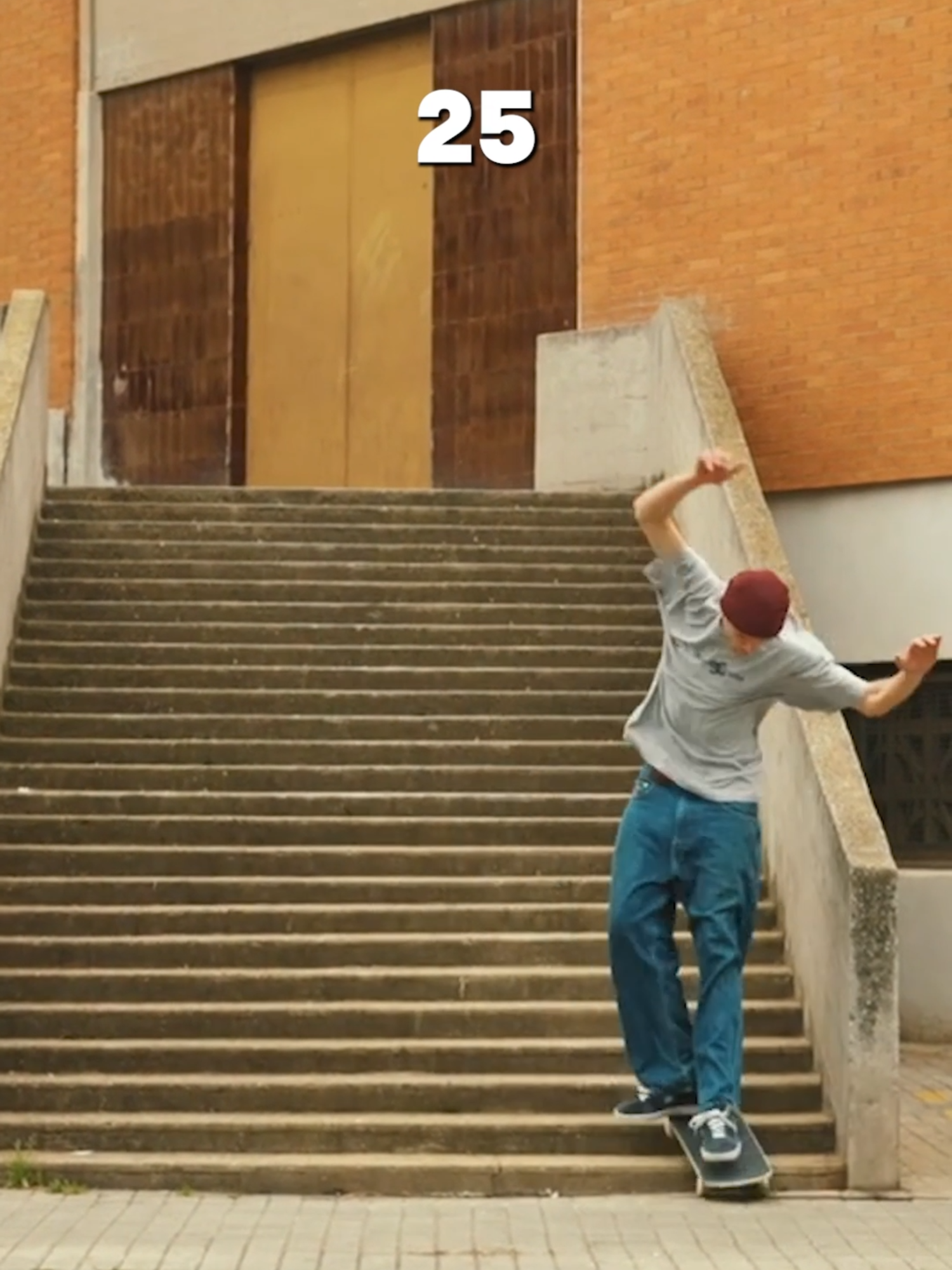 he beat his record one step at a time 🫡 🛹: @madarsapse #redbull #givesyouwiiings #energydrink #skateboard #skate