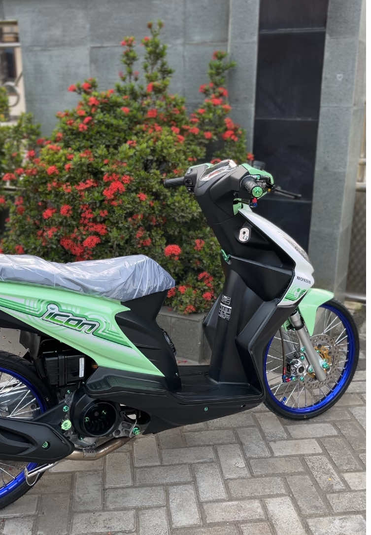 ร่างกายใหม่ของเขาดูสดชื่น 💚 #hondaicon #thailandstyle #indothai #tsid🇮🇩 #kvyenthusiast #kvygank #beatkarbu #beatkarbuindonesia #trend #thailand 