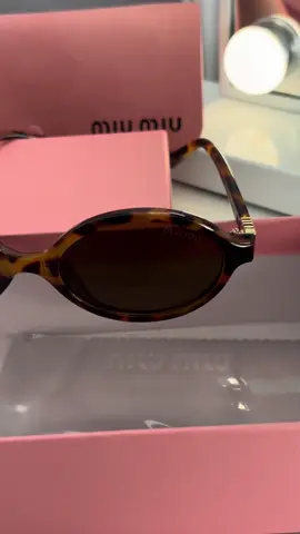 Ok DUPE 🛍️🕶️ #miumiu #miumiusunglasses #ovalsunglasses 