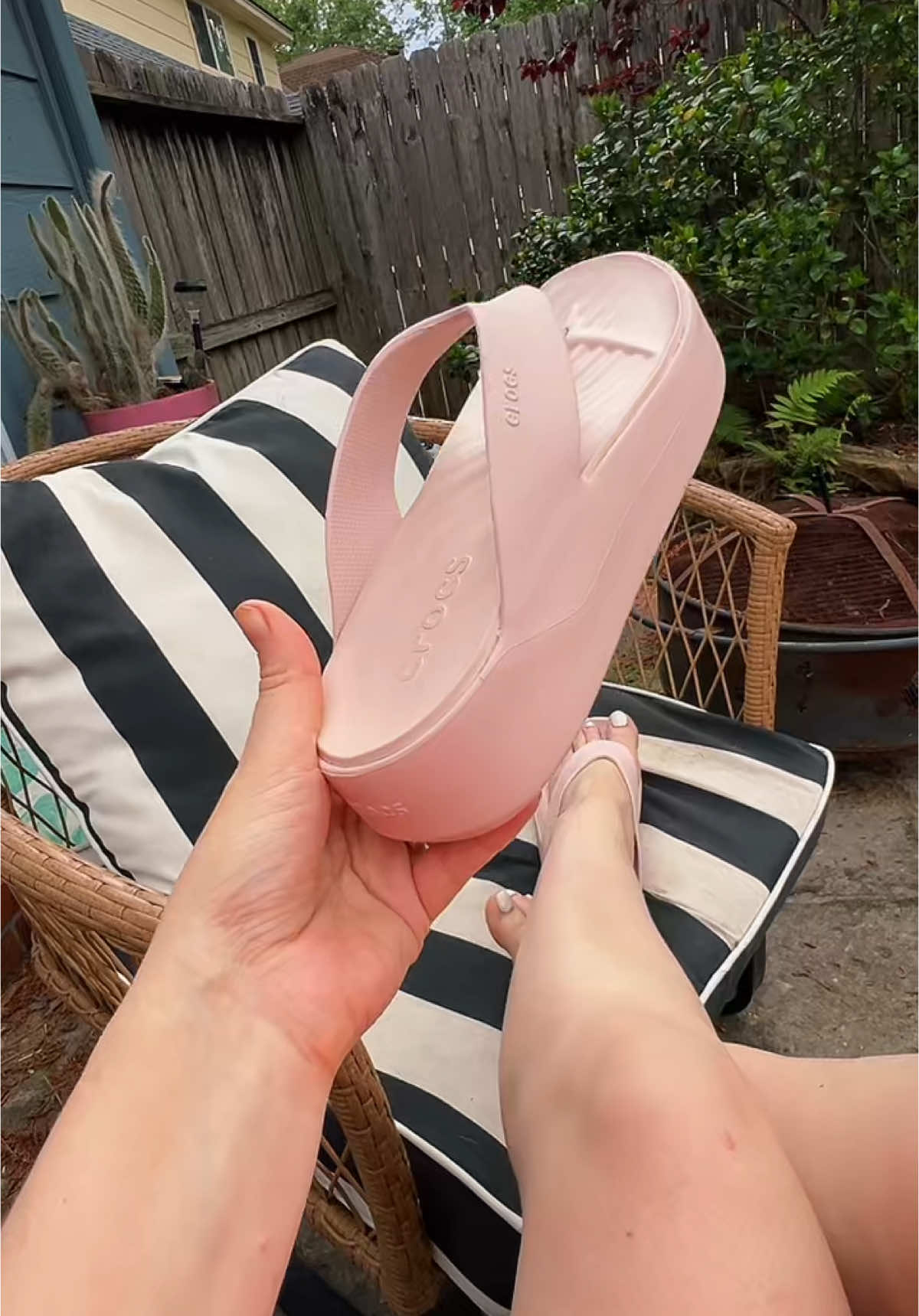 @Crocs #crocsnewarrivals #crocs #crocssandals #womensandal #strappysandals #summersandals 