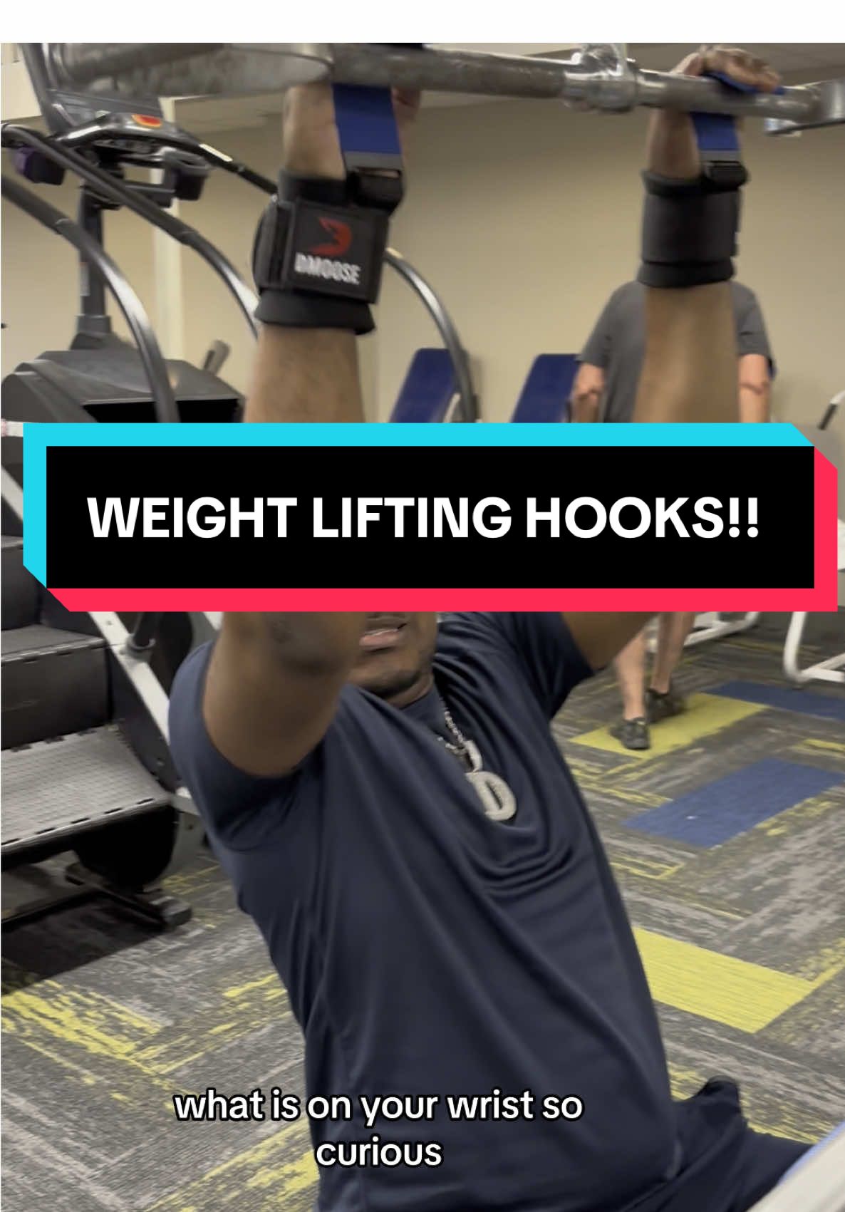 Lift more and hurt less!! Yall get these weight lifting hooks before they sell out!! HIT THAT FOLLOW BUTTON!! #weightlifting #workingout #moosefitness #fitnessgirl #summerbodyloading #biggerback #liftingweights #gymrat #moose