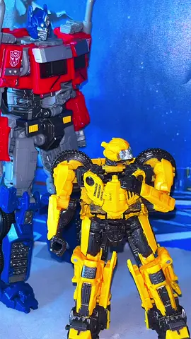 He’s had enough #Transformers #OptimusPrime #Bumblebee #fyp #stopmotion #funnyvideos @Crimsonstrike_Creations @transformers_48 @BumblebeePrime @Transformer_yzxq @TransformersOfficial 