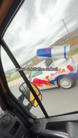 Pozdrav za ove dvije kraljice😅❤️@Red Bull BIH #foryoupage #funny #redbull #balkantiktok #bosnia #serbia #croatia #viralvideos @A L M I N 
