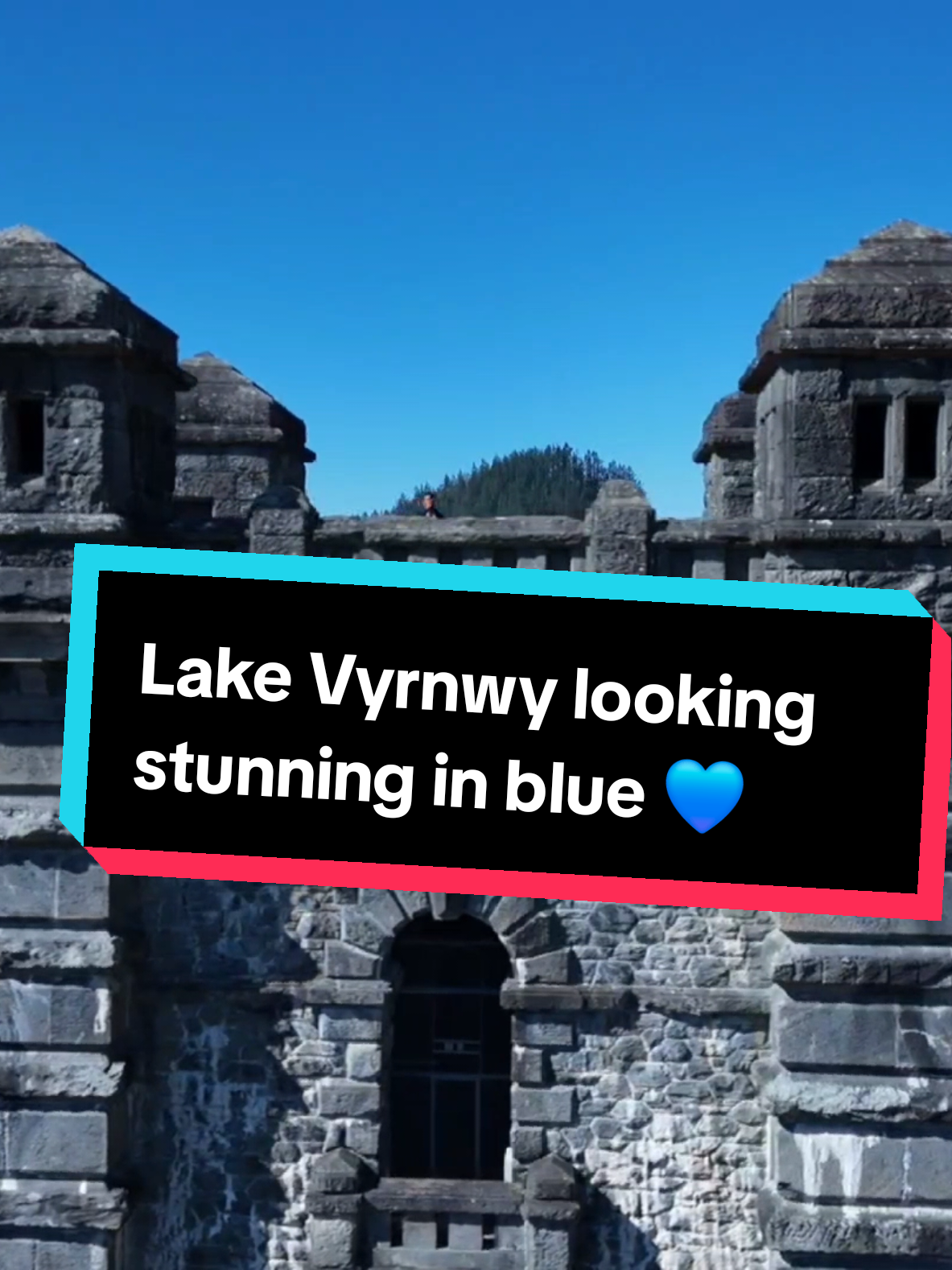 Lake Vyrnwy, last one probably. I just love the deep blue 💙  #dam #thingstosee #thingstoseeinwales #placestovisituk #fyp #dji #djimini4pro #dronephotography #drone #lakevyrnwy #northwales #lake #bluesky #teamflap 