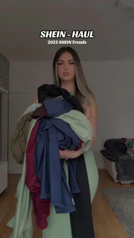 @SHEIN Germany @SHEIN Sucht meinen Lieblings Shops auf SHEIN und folgt ihm für die neuesten Drops! Q2Olsa (15% Rabatt ab 29€ Bestellwert, 25% Rabatt ab 69€ Bestellwert), nur auf de.shein.com gültig.  #SHEINtrends#SHEINforAll #saveinstyle #loveshein#SHEIN30EXTRA #ad#Werbung #Anzeige 