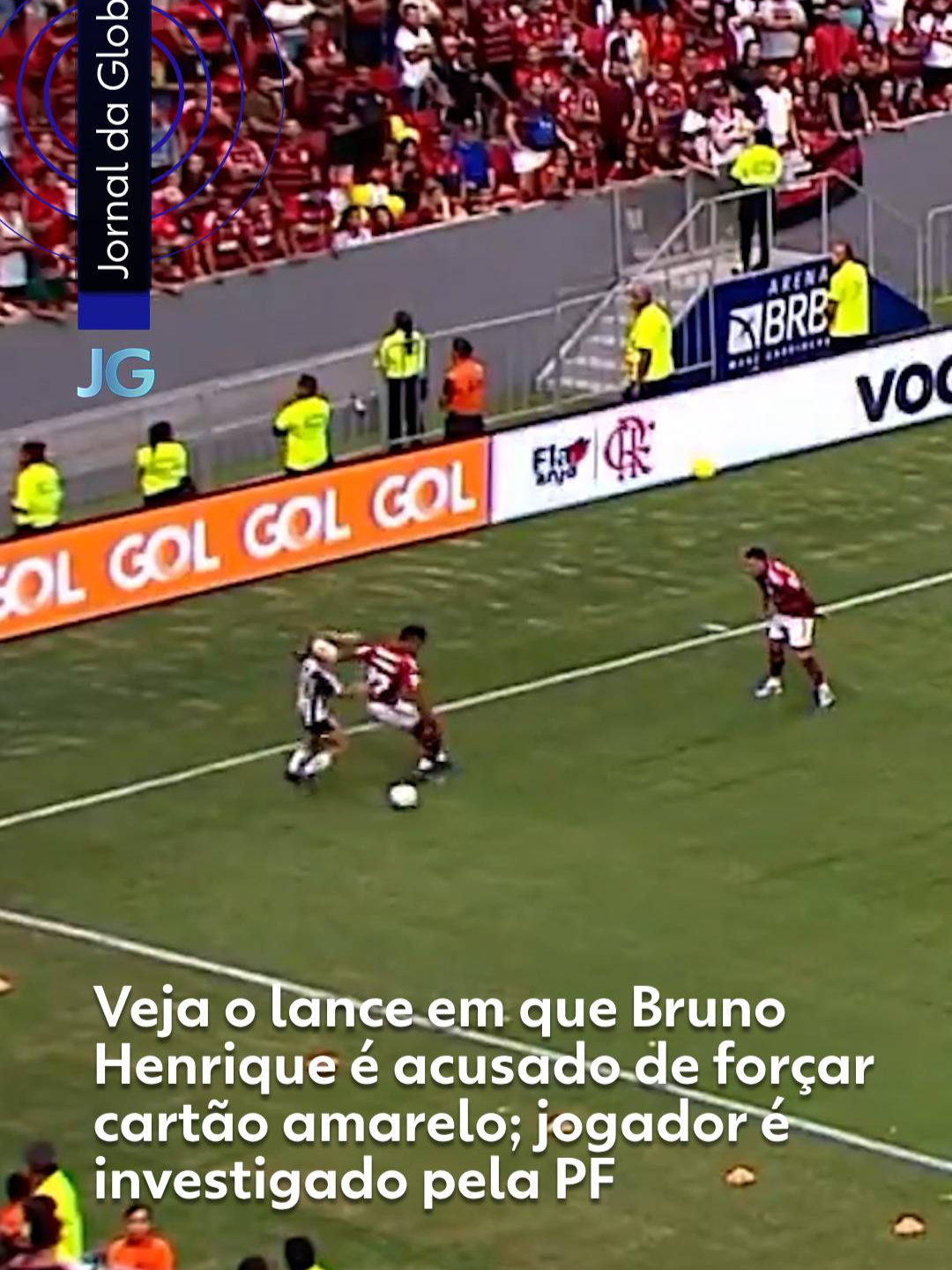 Craque do Flamengo - A Polícia Federal indiciou o atacante Bruno Henrique, do Flamengo, por supostamente ter forçado um cartão amarelo em jogo contra o Santos, no Brasileirão de 2023, para beneficiar apostadores. Além dele, também foram indiciados Wander Nunes Pinto Júnior, irmão do atleta, Ludymilla Araújo Lima, esposa de Wander, e Poliana Ester Nunes Cardoso, prima do jogador. Os três fizeram apostas. Bruno Henrique disse que é inocente. Veja mais no #g1 #brunohenrique #investigação #futebol #flamengo #tiktoknotícias