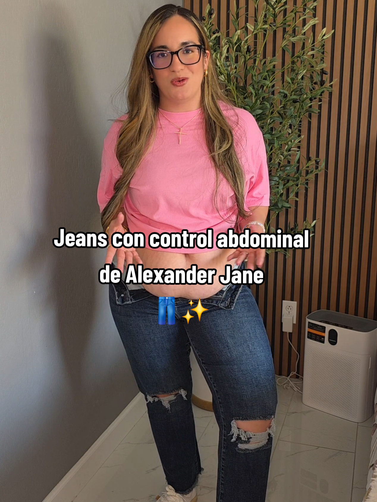 Si sientes que los jeans no son para ti por tener barriguita o vientre excedente como yo, tienes que probar los de @Alexander Jane ✨️😍 #alexanderjane #alexanderjaneboutique #tummycontrol #rfmjeans #rfmtummycontrol #tummycontroljeans #momjeans #jeansoutfit 