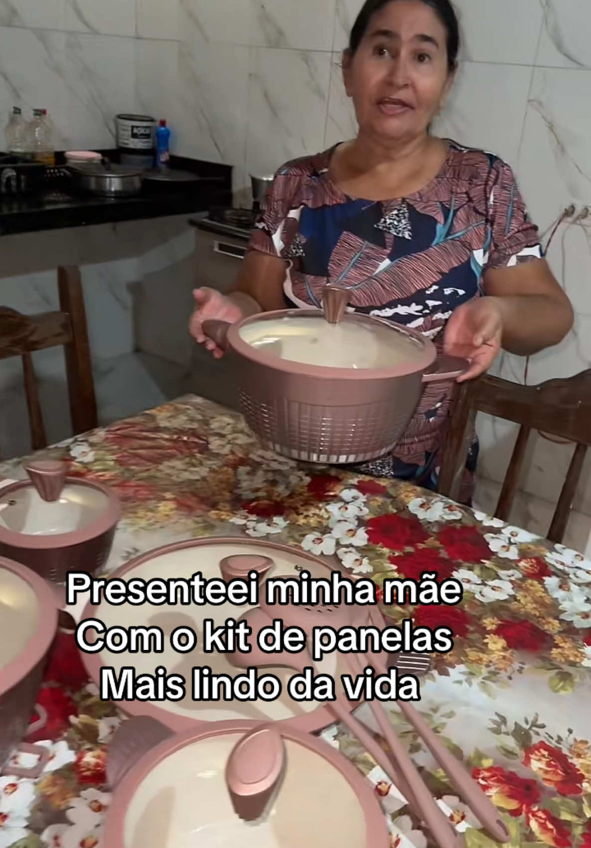 O kit de panelas que viralizou comprei pra minha mãe #panelasdeceramica #viralvideos #fyf #foryoupage 