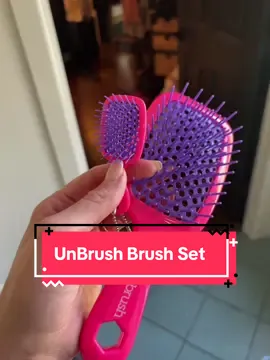 #unbrush #hairbrush #hairstylist Un Brush hair detangler 