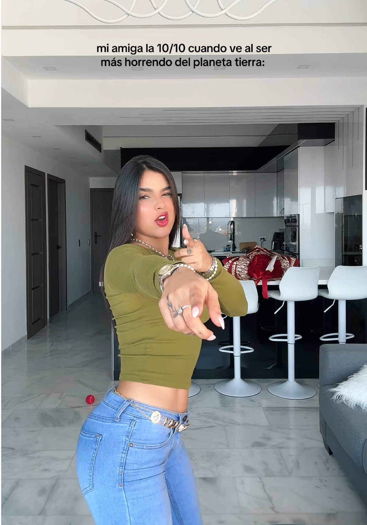 unas por ahí 😔💅🏽